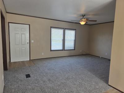 Photo 2 of 7 of home located at 7639 Woodlake View San Antonio, TX 78244