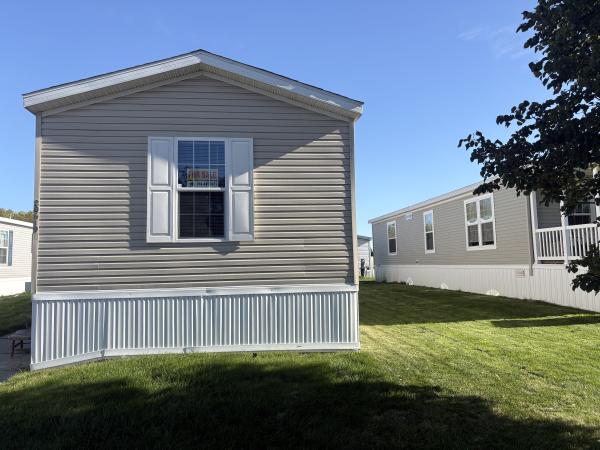 2015 Champion REDMAN Mobile Home For Sale