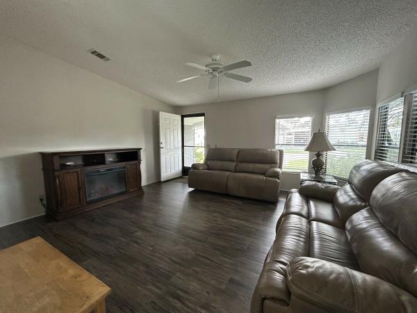 1988 HOME Mobile Home