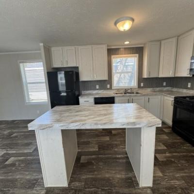 Photo 4 of 34 of home located at 9901 State Road 3 #0013 Muncie, IN 47303