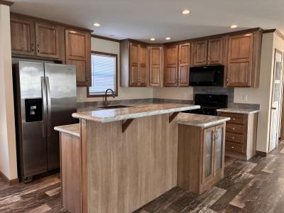 Photo 4 of 11 of home located at 6407 Scenic Way Fenton, MI 48430