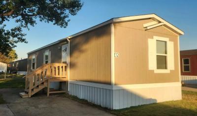 Mobile Home at 1010 Reservation Rd # E12 Hays, KS 67601
