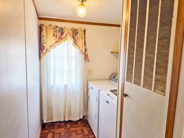 1999 Fairmont BH Manufactured Home