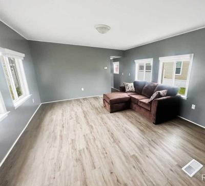 Mobile Home at 68 Clydesdale  Mount Morris, MI 48458