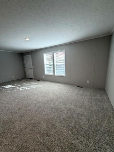 Photo 3 of 11 of home located at 27617 Moulon Rouge #585 Romulus, MI 48174