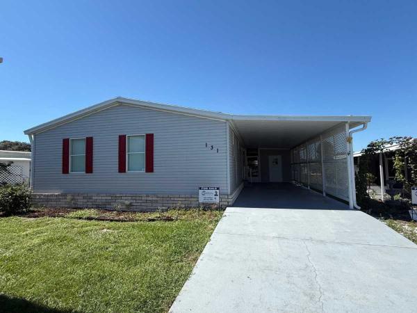 Photo 1 of 2 of home located at 131 East Sterling Way Leesburg, FL 34788