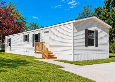 Mobile Home at 309 Lakeside Dr Lot 40 Delton, MI 49046
