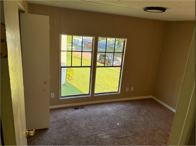 Photo 4 of 8 of home located at 6016 Glade Rd SB-46 Anniston, AL 36206