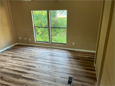 Photo 3 of 8 of home located at 6016 Glade Rd SB-46 Anniston, AL 36206