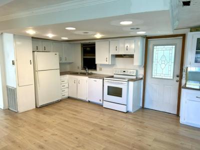 Photo 5 of 8 of home located at 11534 Pearl Dr New Port Richey, FL 34654