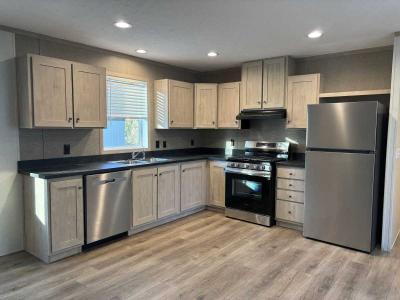 Photo 4 of 12 of home located at 725 S 12th St #315 Bismarck, ND 58504