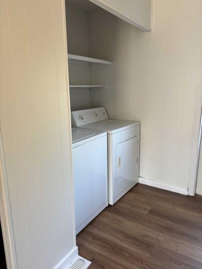 Photo 5 of 8 of home located at 11402 SW Royal Villa Dr. Lot 144 Tigard, OR 97224