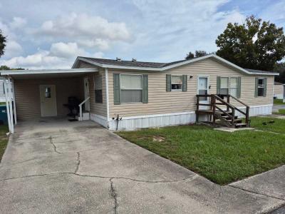 Mobile Home at 1920 Marion County Rd Lot 80 Weirsdale, FL 32195