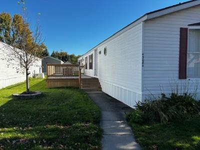 Photo 2 of 10 of home located at 43084 Frontenac Ave. #487 Sterling Heights, MI 48314