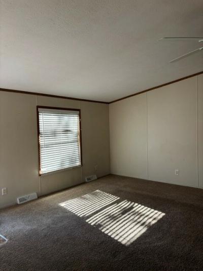 Photo 2 of 10 of home located at 43291 Normandy Ave. #620 Sterling Heights, MI 48314