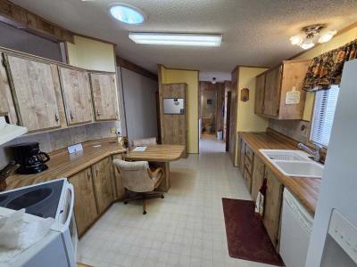 Photo 5 of 8 of home located at 11101 E. University Dr. #225 Apache Junction, AZ 85120