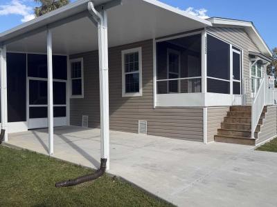 Photo 2 of 44 of home located at 3322 E Dale Street Leesburg, FL 34788