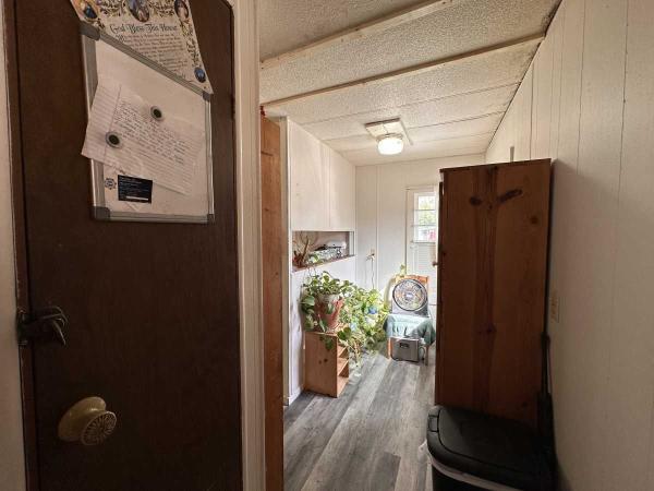1974 COLUMBIA Manufactured Home