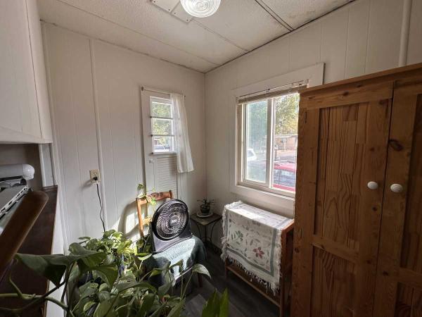 1974 COLUMBIA Manufactured Home