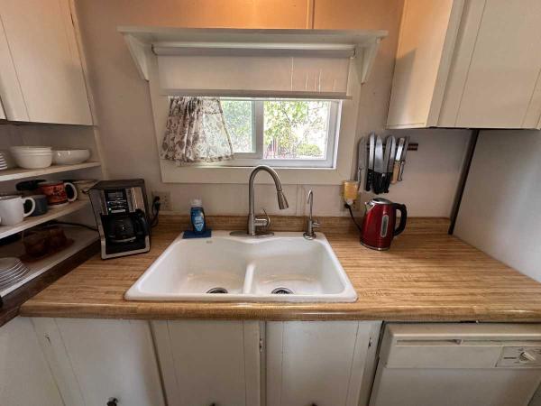 1974 COLUMBIA Manufactured Home