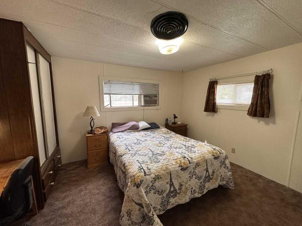 1974 COLUMBIA Manufactured Home