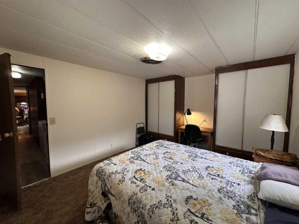 1974 COLUMBIA Manufactured Home