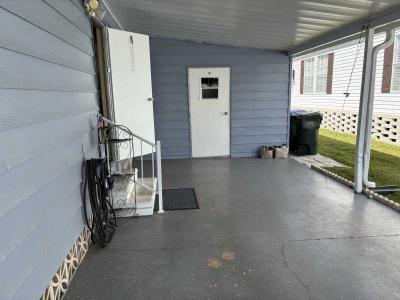 Photo 3 of 33 of home located at 4764 Lakeland Harbor Circle Lakeland, FL 33805