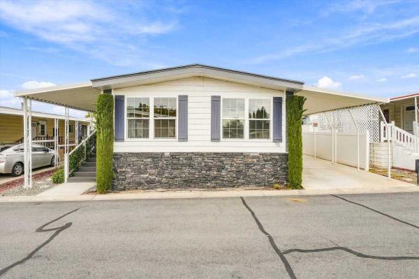 1976 Key Biscayne Mobile Home For Sale