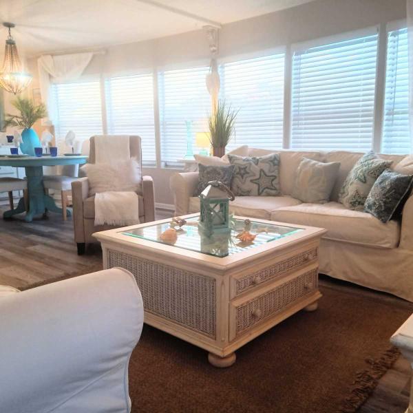 Photo 1 of 2 of home located at 3301 Alt 19, Lot 293 Dunedin, FL 34698