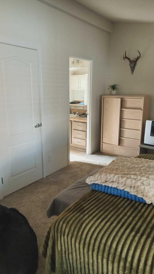 2006 Golden West GEC561A Double Wide  Manufactured Home