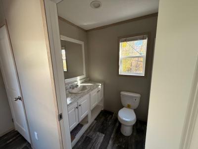 Photo 2 of 6 of home located at 962 Main St Monmouth, ME 04259