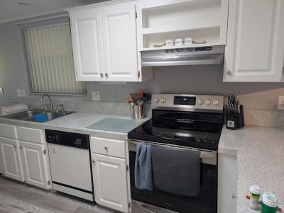 Photo 3 of 26 of home located at 9838 Moorhen Dr Lakeland, FL 33810