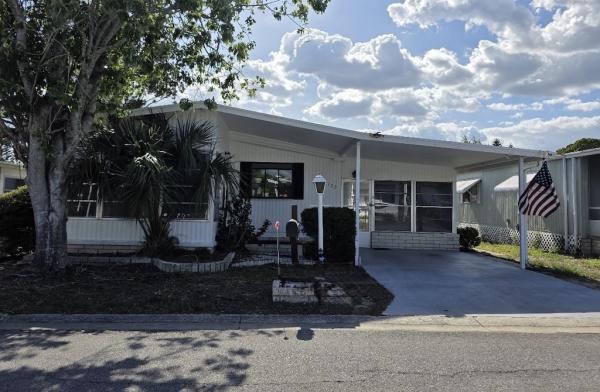 Photo 1 of 2 of home located at 122 Danny Dr. Valrico, FL 33594