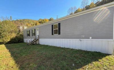 Mobile Home at 20 Elmer Branch Road Manchester, KY 40962