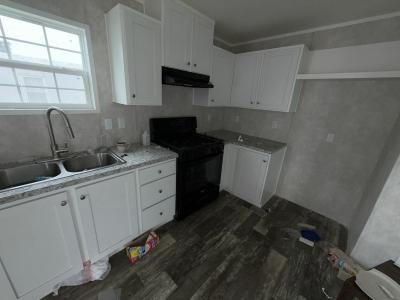 Photo 2 of 7 of home located at 94 Easy Breeze Trailer Park Effingham, IL 62401