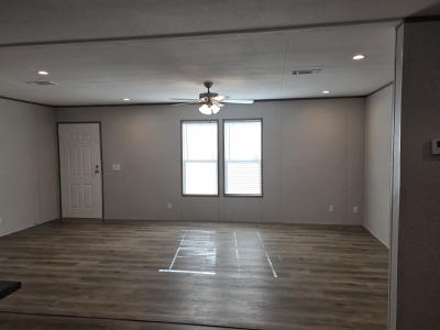 Photo 2 of 6 of home located at 7610 Woodlake View San Antonio, TX 78244