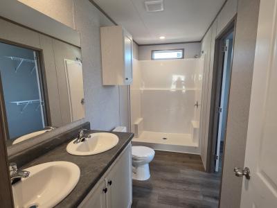 Photo 5 of 6 of home located at 7610 Woodlake View San Antonio, TX 78244