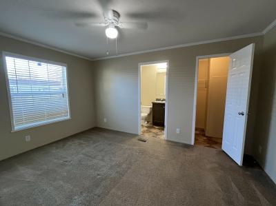 Photo 4 of 10 of home located at 4880 Brittany Ct Sterling Heights, MI 48310