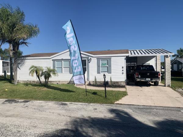 2004 Homes of Merit Mobile Home For Sale