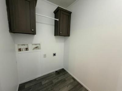 Photo 3 of 9 of home located at 2525 County Line Rd., #112 Des Moines, IA 50321