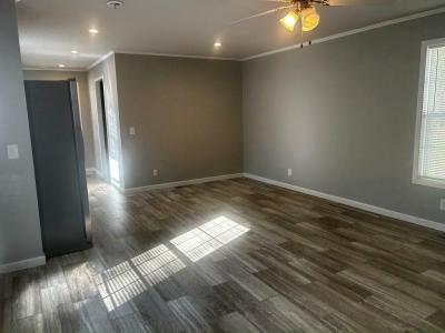 Photo 3 of 8 of home located at 3731 S. Glenstone Ave., #195 Springfield, MO 65804