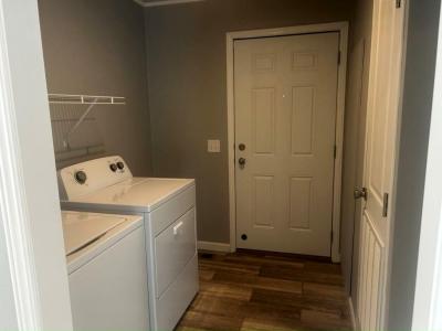 Photo 4 of 8 of home located at 3731 S. Glenstone Ave., #195 Springfield, MO 65804