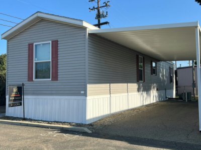 Mobile Home at 820 South Chinowth Road, #70 Visalia, CA 93277