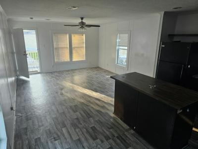 Photo 5 of 11 of home located at 6539 Townsend Rd, #274 Jacksonville, FL 32244