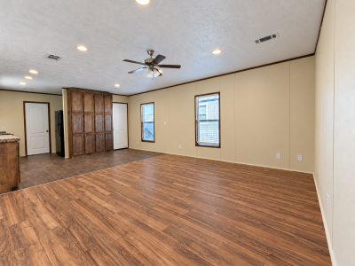 Photo 3 of 27 of home located at 709 North Collins Frwy, #113 #113 Howe, TX 75459