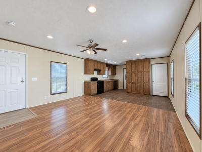 Photo 4 of 27 of home located at 709 North Collins Frwy, #113 #113 Howe, TX 75459