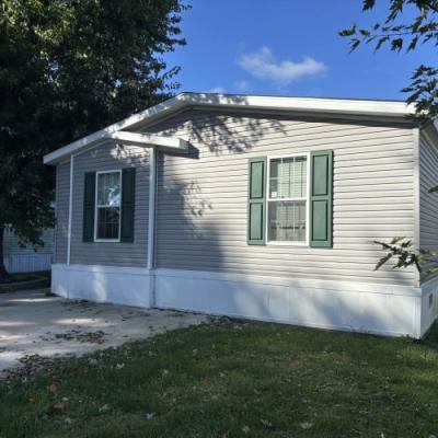 Photo 2 of 4 of home located at 27 Crestwood Drive #0046 Middletown, IN 47356