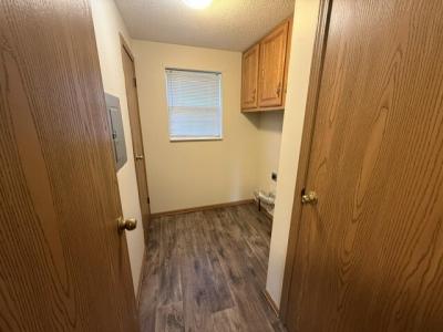 Photo 3 of 12 of home located at 669 Basswood Court Flint, MI 48506