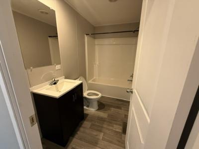 Photo 3 of 11 of home located at 398 Pin Oak Lane Flint, MI 48506