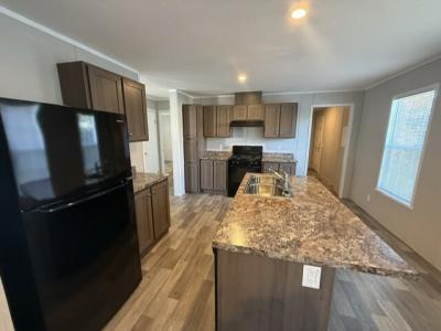 Photo 5 of 11 of home located at 398 Pin Oak Lane Flint, MI 48506